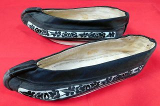 Antique Chinese Black Blue Silk Embroidered Wedge Platform Pedestal Boat Shoes 3