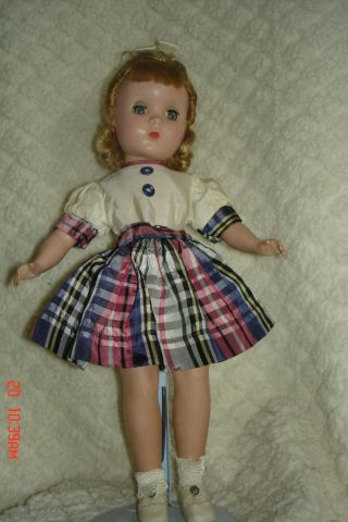 Madame Alexander 14 " Kelly Maybe.  Hair Maggie Face Vintage Dress