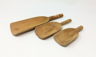 Set Of 3 Vintage Rustic Primitive Wood Scoops Farmhouse Country