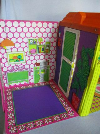 Vintage 1970s Barbie Country Living Home No.  8662 Midge Skipper House 8