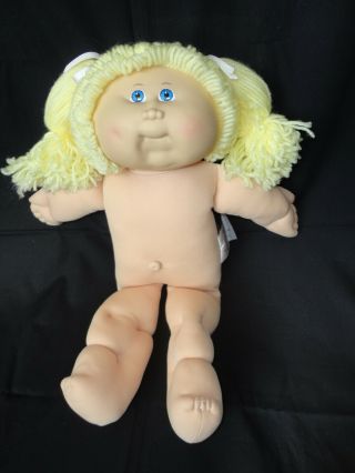Vintage 1983 Young Astronauts Cabbage Patch Kids Doll Coleco Blonde Displayed 2