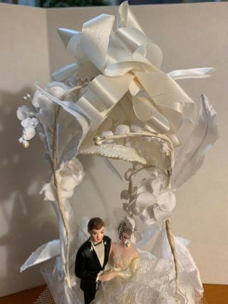 Vintage Wedding Cake Topper Plastic Bride & Groom 1960’s 5