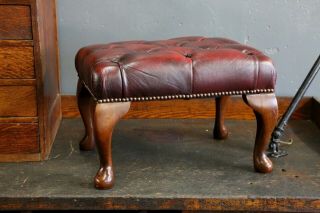 Vintage Chesterfield Sofa Chair Tufted Button Red Leather Foot rest Foot stool 2