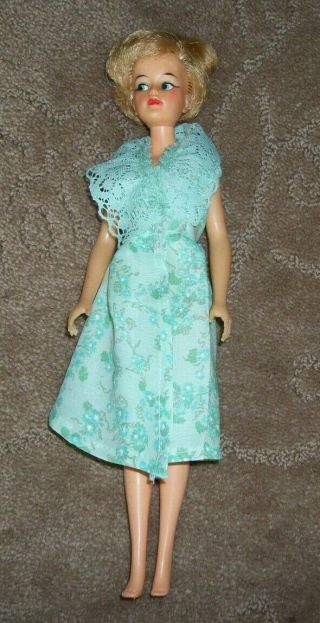 Vintage 1965 Ideal Doll M - 12 Tammy Misty Barbie Clone Bubble Cut Blonde