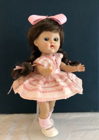 Vintage Vogue Slw Ginny Doll With Painted Eyelashes In Her Medford Tagged Dress
