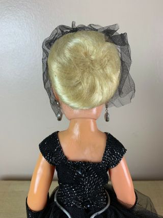 GLAM Vintage Revlon Doll 18 