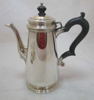 Fine Georgian Style Tiffany and Co Sterling silver coffee pot,  670 grams 2