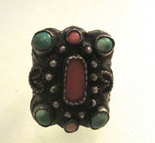 ANTIQUE EARLY CHINA TURQUOISE AND CORAL RING 2