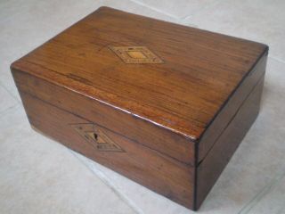 Stunning Antique/vintage Wooden Box With Inlaid Design.  Ideal Jewellery Box