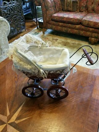 ANTIQUE LOOKING WICKER & LACE DOLL BUGGY FOR DISPLAY 3