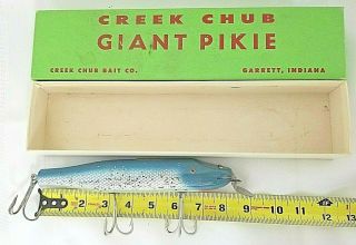 Antique Creek Chub Bait Co.  Creek Chub Giant Pikie Fish Lure.  8 "