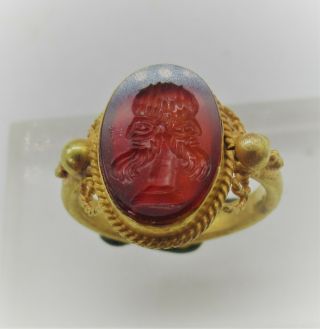 SCARCE ANCIENT ROMAN HIGH CARAT GOLD RING WITH CARNELIAN INTAGLIO 2 FACED MAN 2