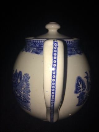 Antique Societe Ceramique Maestricht Crematic Teapot.  “Willow” Pattern. 3
