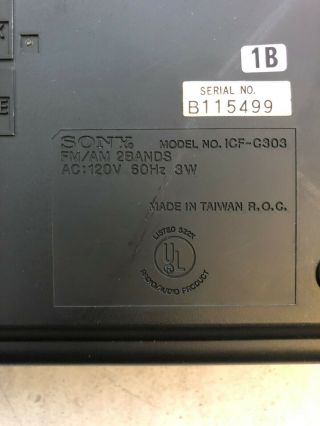 Sony ICF - C303 Dream Machine FM/AM Synthesized 3