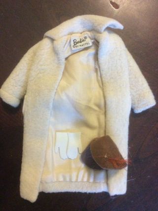 Vintage Barbie Peachy Fleecy Coat 915 With Hat And Goves