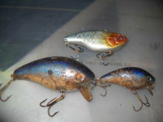 2 Vintage Mann ' s Fishing Lures plus another Unbranded 2
