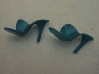 VINTAGE 1960 ' S BARBIE AMERICAN GIRL DOLL SHOES TURQUOISE EC 2