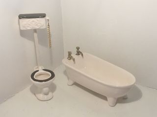 Dollhouse Miniatures Vintage Porcelain Tub & Toilet 40