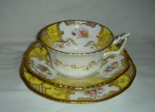 LOVELY ANTIQUE COALPORT YELLOW BATWING TRIO: CUP,  SAUCER & SIDE PLATE Y2665 3