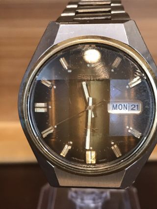 Vintage Seiko Dx Automatic 17 Jewel Men’s Watch.  Runs Fine.