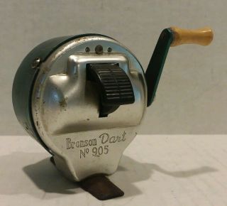 Vintage Bronson Dart Fishing Reel No.  905