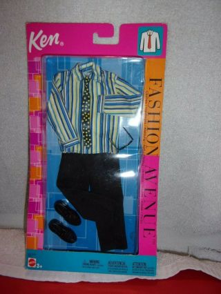Vintage Barbie Ken Fashion Avenue Outfit Nrfp Mattel 2002 25752