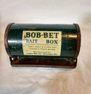 Vintage Fishing Bob Bet Bait Box Milwaukee,  Wis.  Frabill Mfg.  Co.