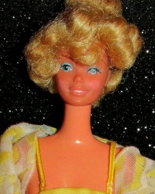 Vintage PRETTY CHANGES Barbie Doll 2598 With Outfit 1978 GUC 3