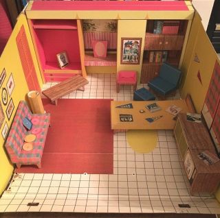 Vintage 1962 Barbie Foldout Dream House & Furniture Accessories Inside