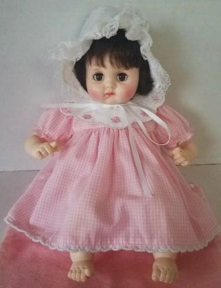 Vintage Madame Alexander 14 " Puddin Baby Doll Brunette -