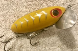Fishing Lure Fred Arbogast 3/8oz Jitterbug Yellow Herringbone Tackle Box Bait 2