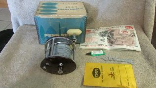 Vintage Penn Peer No.  309 Saltwater Fishing Reel With Box - Usa