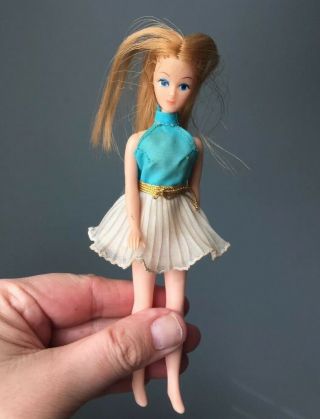 Vintage 70s Clone Dawn Doll With Outfit Clothes Blue Dress Made In Hong Kong