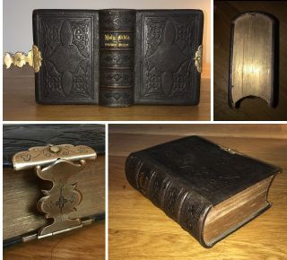1869 Antique Holy Bible Eyre & Spottiswoode Old & Testaments Leather Clasp