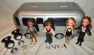 Vintage 2004 Bratz Silver Flashback Fever Party Bus With Dolls & Accessories