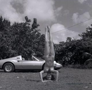 Bunny Yeager Stunning 1973 Pin - Up Camera Negative Nude With Ferrari Nr