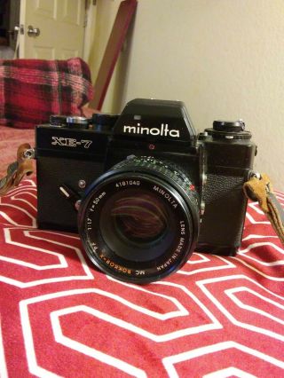 Antique Minolta Xe - 7 35mm Slr Film Camera With 50mm Lens Kit