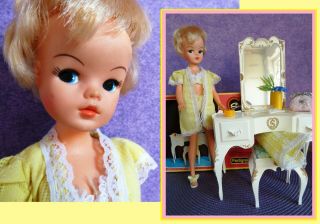 Vintage Short Hair Sindy Doll With Boxed Dressing Table,  Pedigree,  1978 Undies