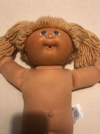 25TH Anniversary Cabbage Patch Doll Blonde Hair/Freckles/Blue Eyes 5