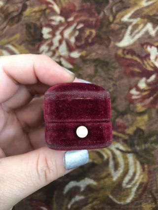 Antique Velvet Mop Push Button Ring Box