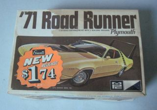 Vintage Mpc 1971 Plymouth Road Runner Customizing Model Kit