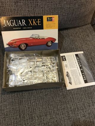 Vintage Revell Jaguar Xke Sports Model Car Kit W/box