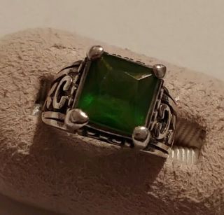 Vintage Ornate Signed Sterling Silver 925 Ring - Faceted Green Stone Size 5.  5 5