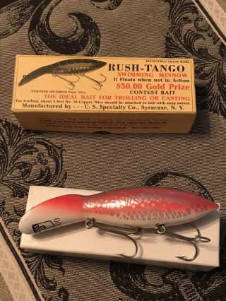 Wooden B.  A.  S.  S.  Limited Edition Rush - Tango Lure - 5 1/4 Inch