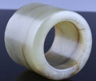 FINE ANTIQUE 18/19THC CHINESE CARVED LIGHT CELADON JADE ARCHERS RING w STAND 4