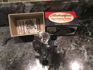 Vintage Shakespeare 1944 EF Fishing Reel Antique Tackle Box Bait Rod Lure Bass 4