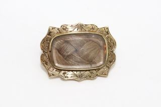 A Pretty Antique Victorian 9ct Yellow Gold Hair Mourning Memorial Brooch 13896