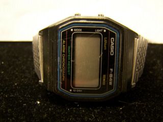 Vintage Mens Casio (f - 84w) Chronograph Digital Watch Needs Battery