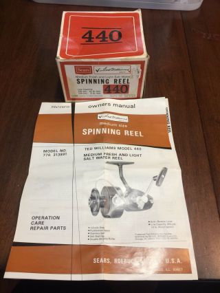 Vintage Sears Ted Williams model 440 Spinning Reel and Pamphlet 8