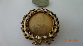 Antique Victorian Enameled Wreath Photo Mourning Brooch Pin